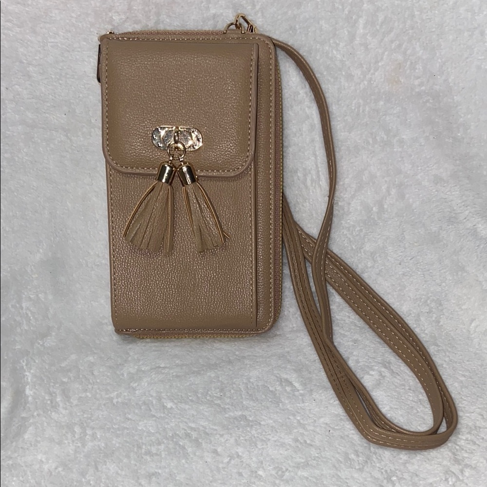 Malibu Skye Soft Mauve Color Crossbody Purse Bag NWOT